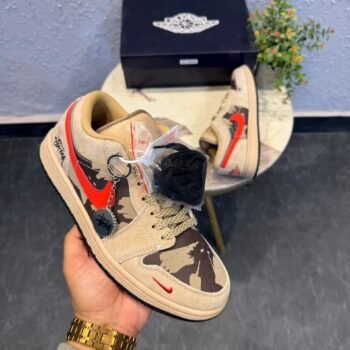 Retro 1 Low Camo Sneakers – Street Collab Style Edition